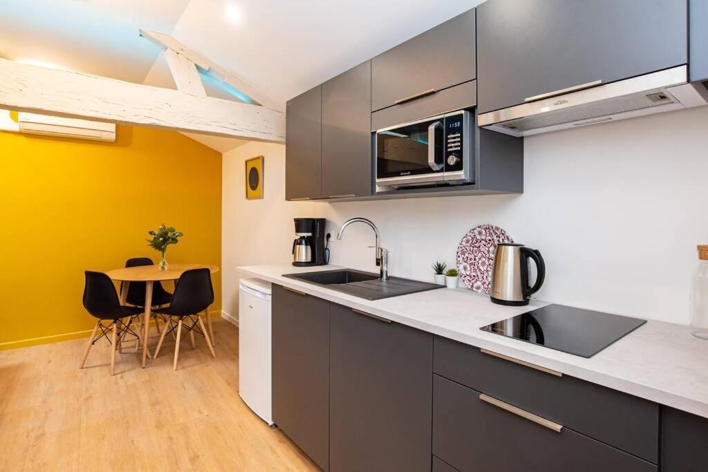 Sunny - T2 Centre Historique Apartment Ажан Екстериор снимка